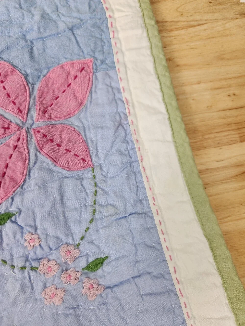Pottery Barn Kids Vine Patchwork Crib/ Toddler Quilt 50x36 NOS Floral *Flaw*